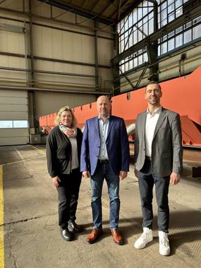 Unternehmensbesuch SMA Stendal GmbH