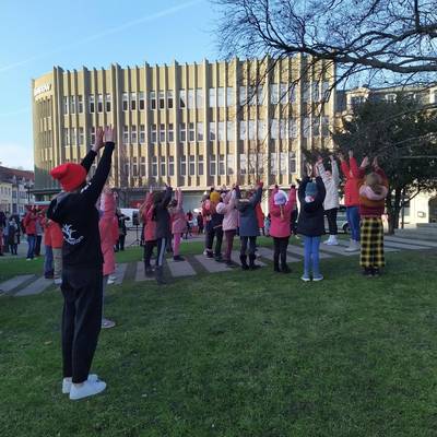 2023 02 14 one billion rising tanz auf den winckelmannplatz