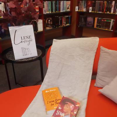 Leselounge in der Bibliothek